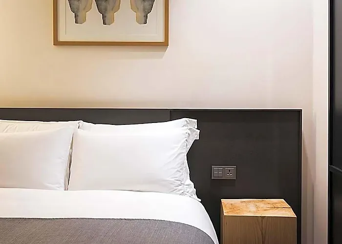 Hotel Shilla Seodaemun Station